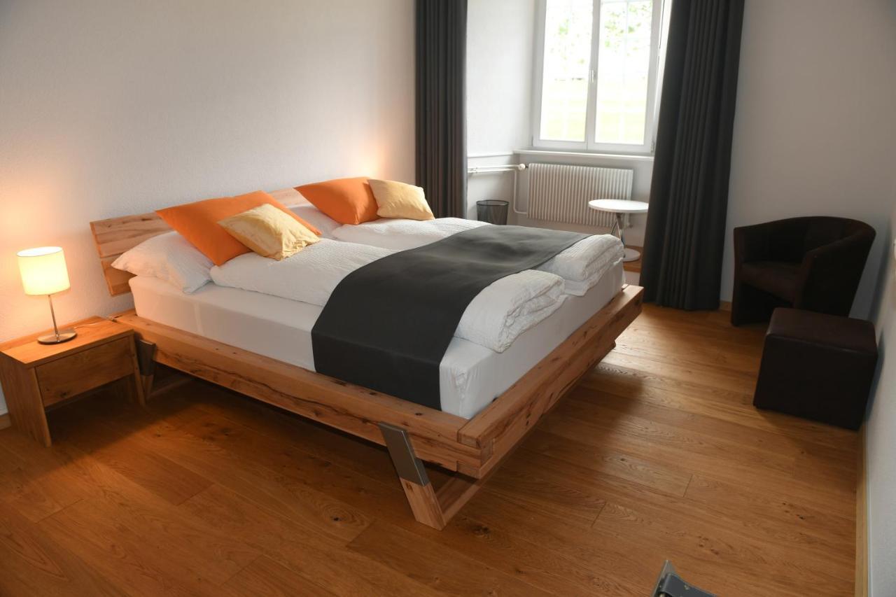 Hôtel de l'Ours Bellelay Extérieur photo