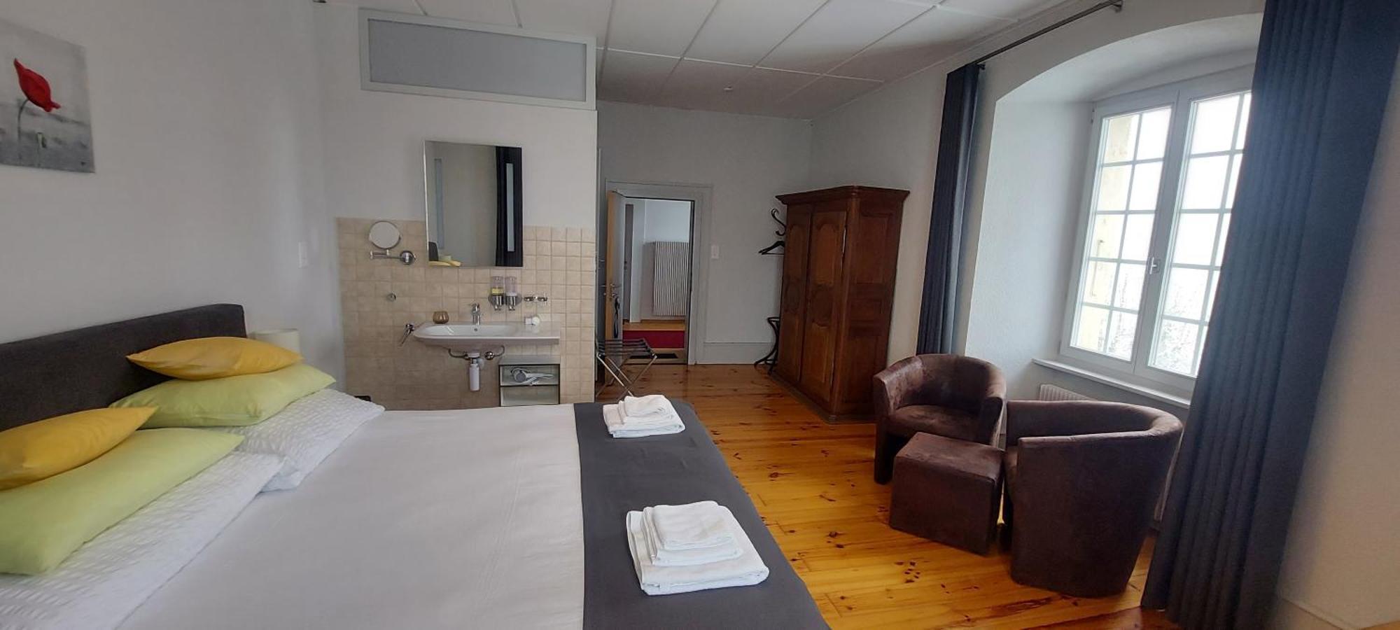 Hôtel de l'Ours Bellelay Extérieur photo
