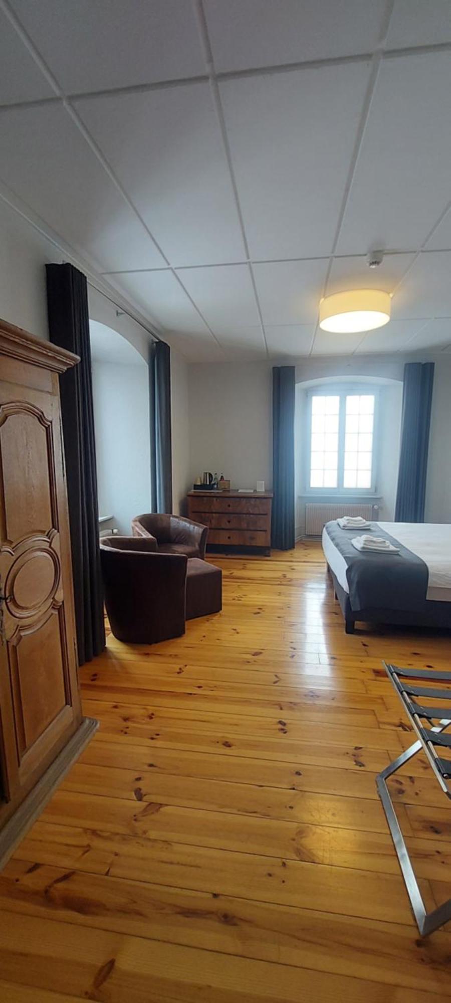 Hôtel de l'Ours Bellelay Extérieur photo